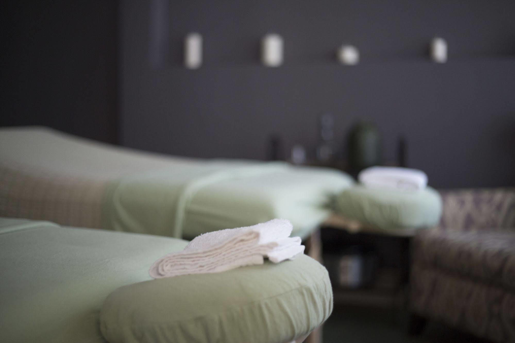 The Seaglass Inn & Spa Provincetown Extérieur photo